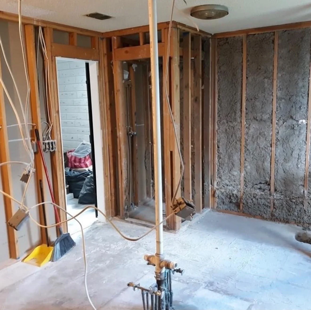 Bathroom before full All Star Remodeling & Construction remodel